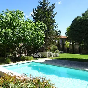 Domaine De La Girafe Bed & Breakfast
