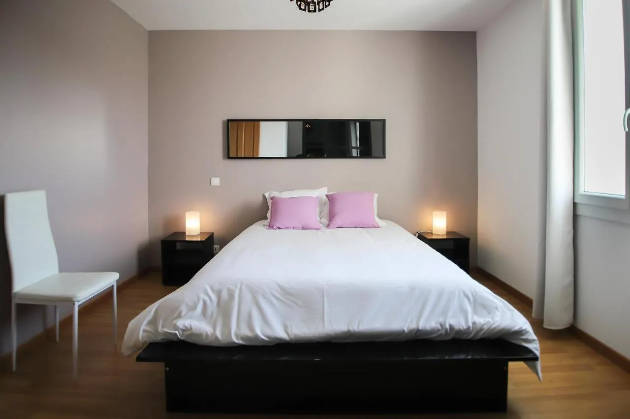 Maison Tendance Avec Jardin, Centre Village, Alpilles, Familles Eyragues Holiday home